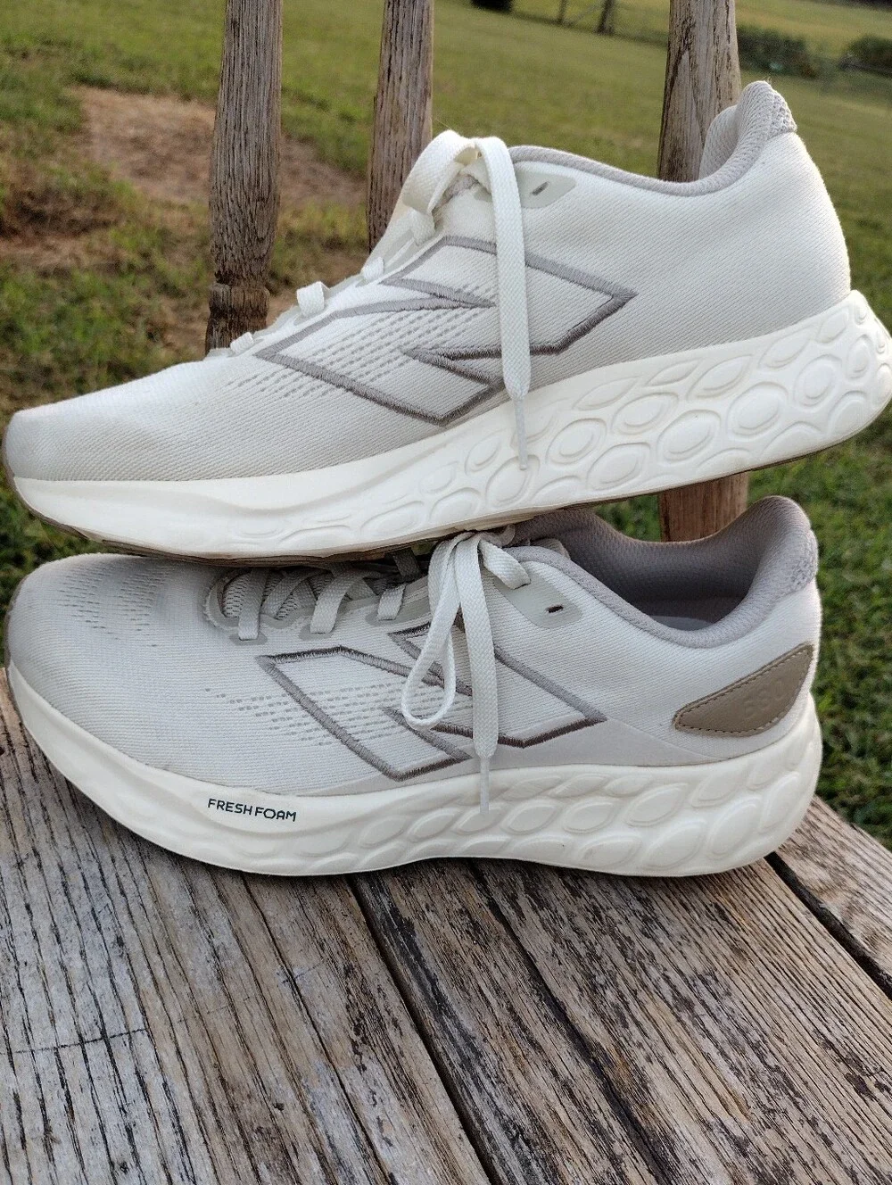NB Fresh Foam 680 Size 9 Women
